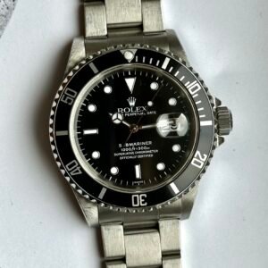 Rolex Submariner Date 16610