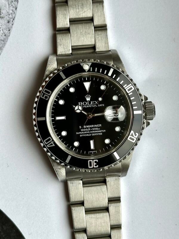 Rolex Submariner Date 16610